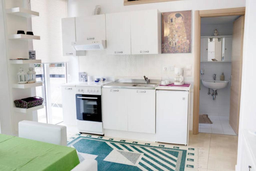 Thelma'S Apartment Athens Ngoại thất bức ảnh
